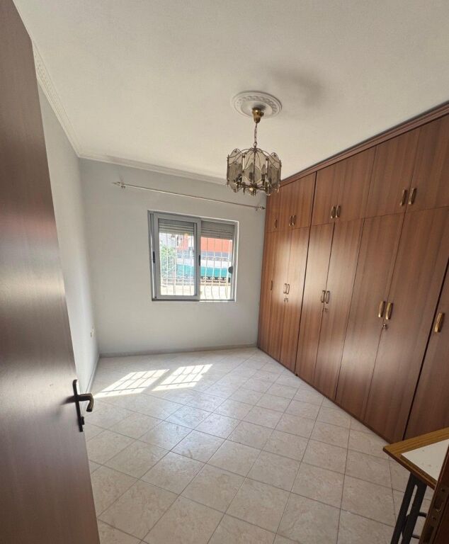 📌 SHITET APARTAMENT 2+1 TEK DY PALMAT – ASTIR