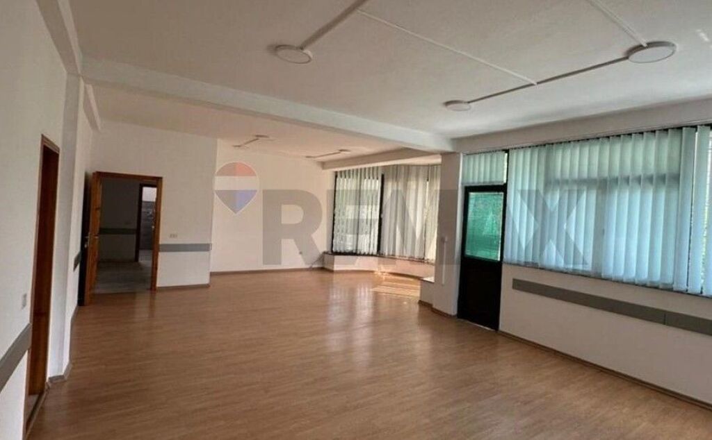 Commercial Space for Rent in Xhamllik  ID: 530281030-1001