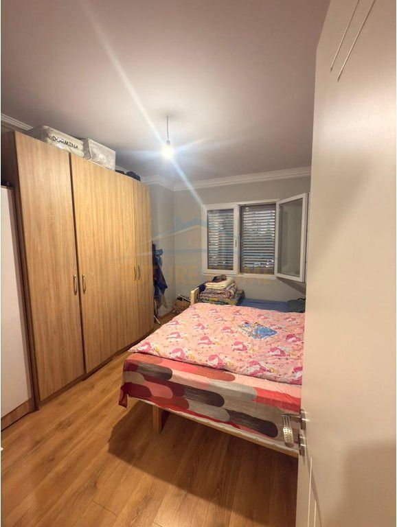 Shitet, Apartament 1+1, Unaza e Re, Tiranë