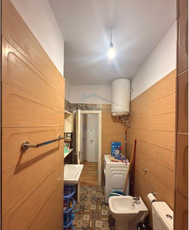 Shitet, Apartament 1+1, Unaza e Re, Tiranë