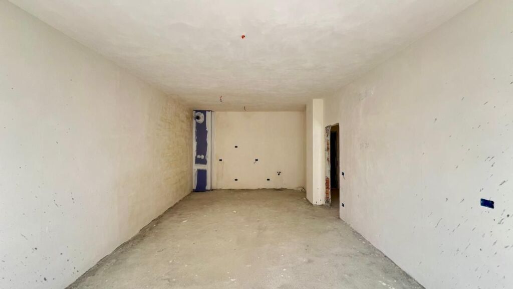IN VENDITA: 1+1 📍Kopshti Zoologjik (Complesso Mateo 2) - €160,000 - Sup. 82m² - Esposizione Completa al Sole: Sud 🌞 || Vicino al Lago Artificiale - Zona Elitaria ✨️