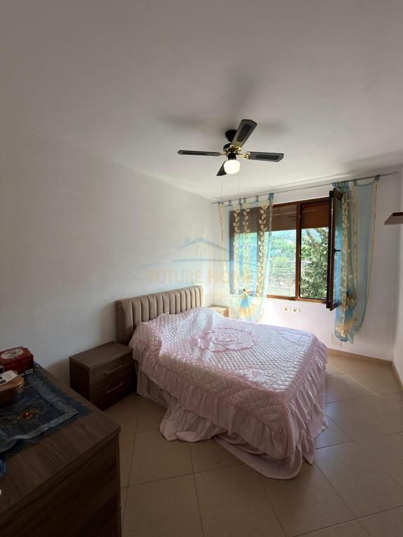 Shitet, Apartament 2+1, Fresk.