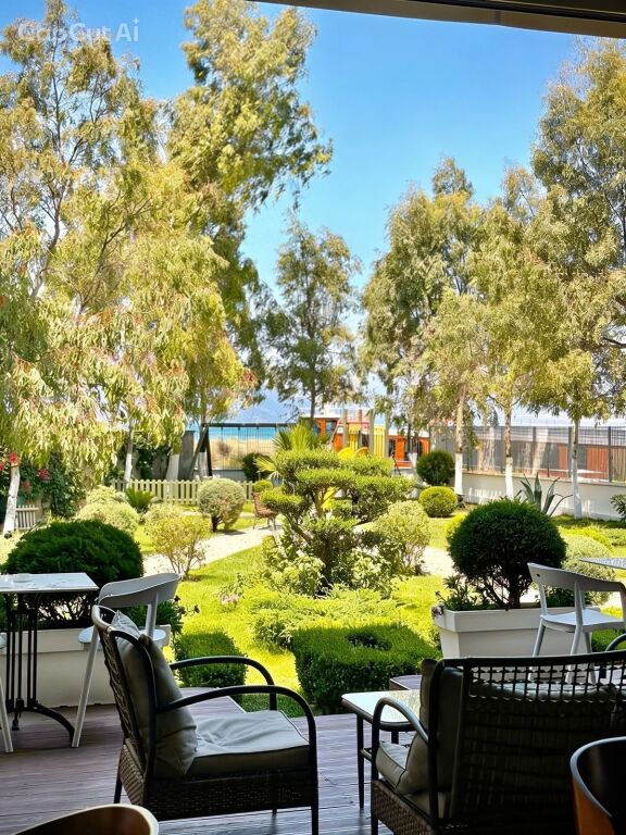 Hotel for sale, Yacht Port, Radhime