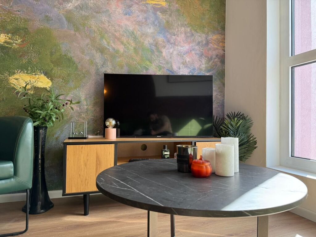For Rent: 1+1 📍Ali Demi (Kadiu Residence) - Furnished by an Architect ⚜️ - 42,000 Lekë/Month - Area 60m² - 6th Floor || Brand New, Never Previously Lived In ✨️