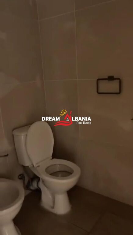 Jepet apartament 2+1 me qera ne Rrugen 5 Maji prane Pallateve te Rindertimit (ID 42215547)
