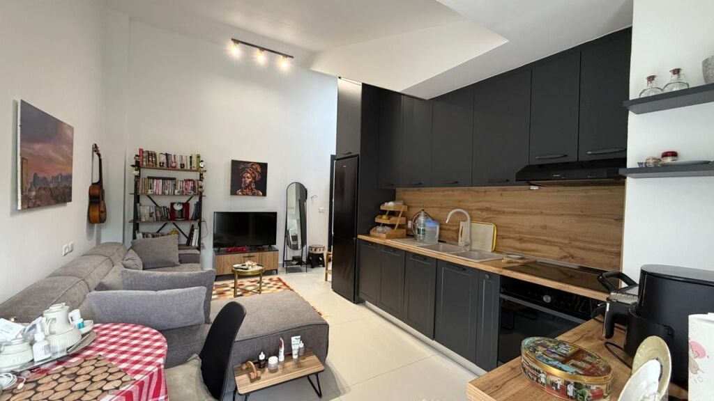 FOR SALE, APARTMENT 1+1, AT FRESKU, TIRANA MLS # 530581011-16