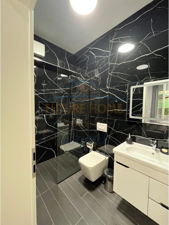 Rent, Apartment 2+1, Dry Lake, Tirana. 700 €