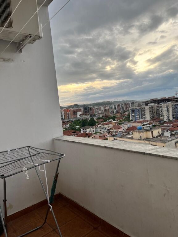 Affitto | Apartament 2 + 1 | Rruga Vaçe Zela | 650 €/mese