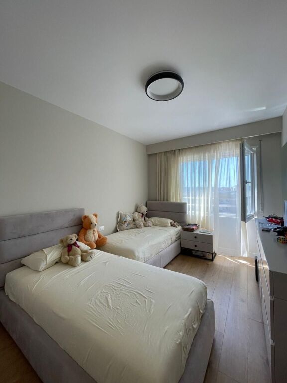 Super 2+1 Apartment for Sale at Komuna Parisit!!!!