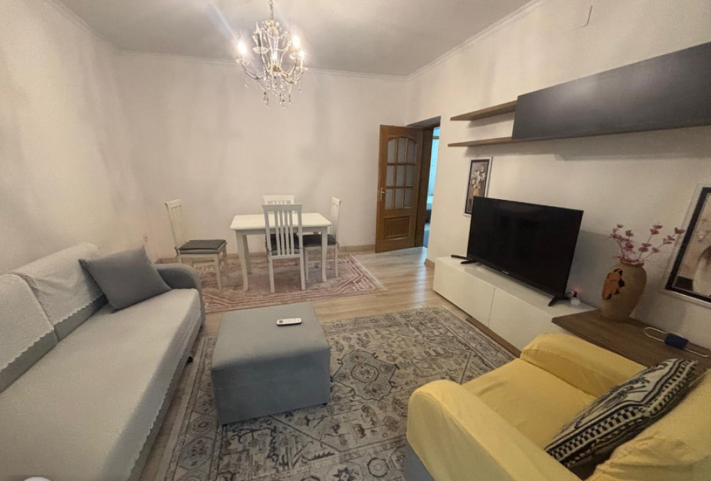 Apartament 3+1 Me Qera Rruga Myslym Shyri Tirane
