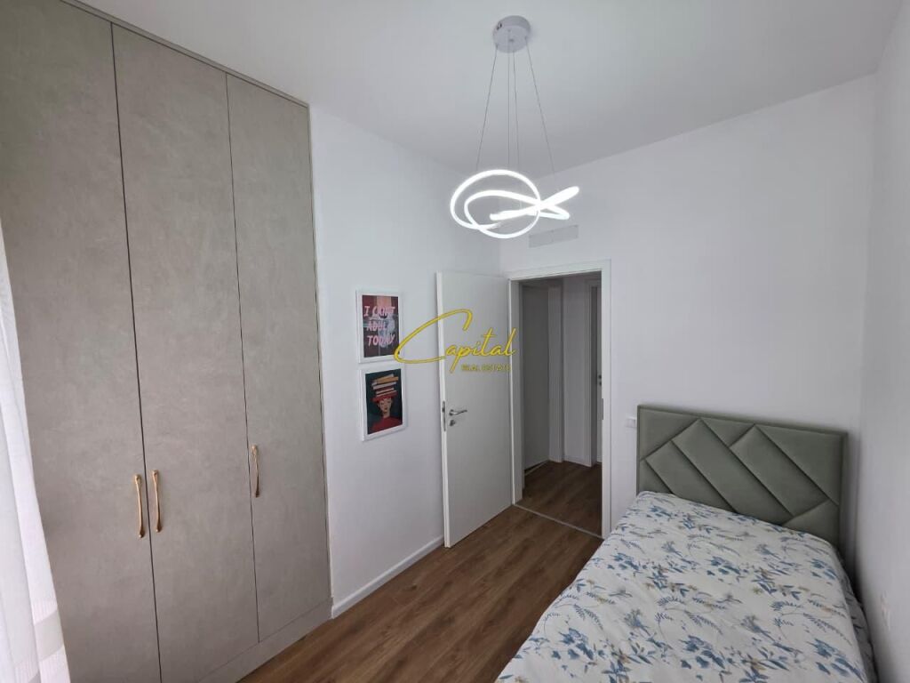 APARTAMENT ME QIRA 2+1 ALI DEMI 52.000 LEKE