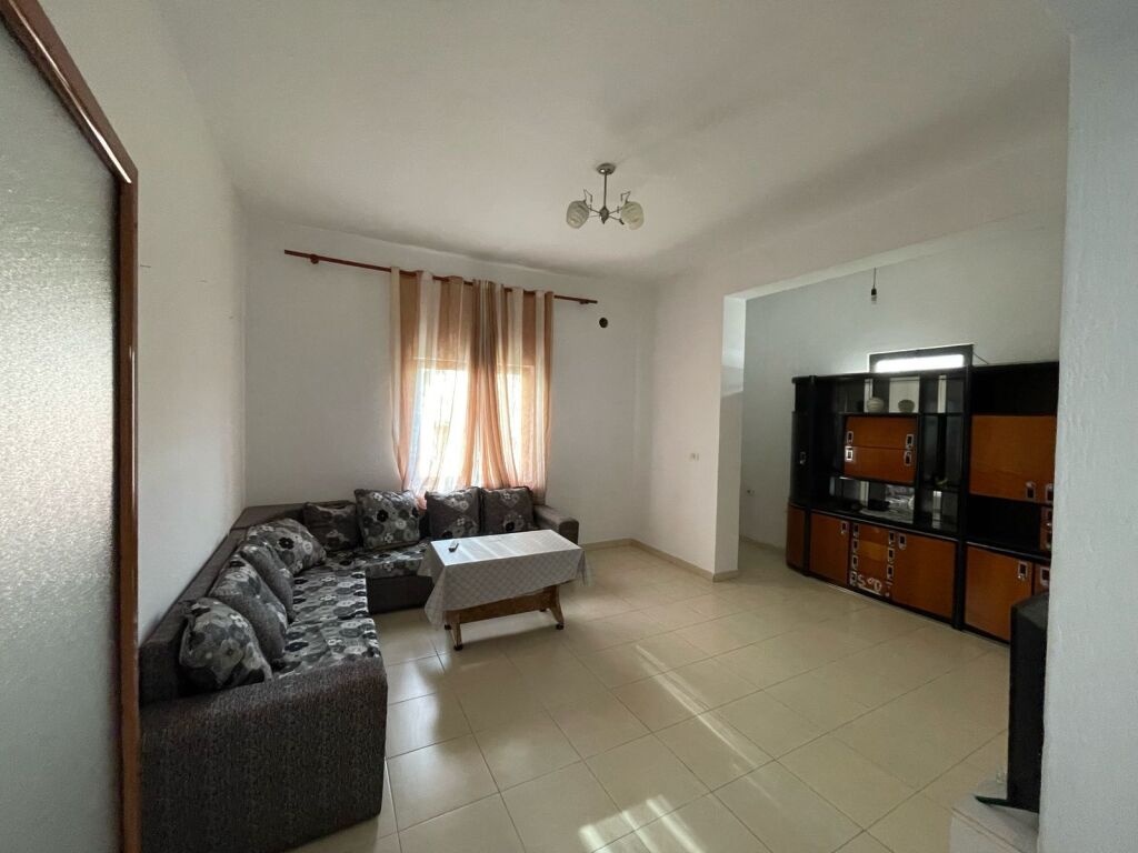 For rent 2+1 near the well in Astir 400€