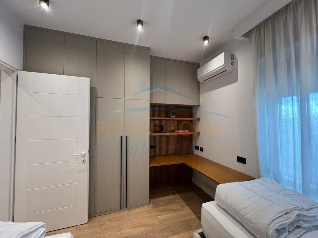 Affitto, Appartamento 2+1+Posto Auto, Porcelan, Tirana.