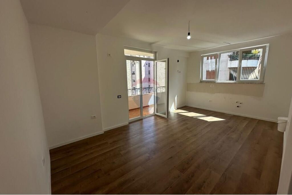 FOR SALE APARTMENT 1+1 KOSOVAREVE STREET