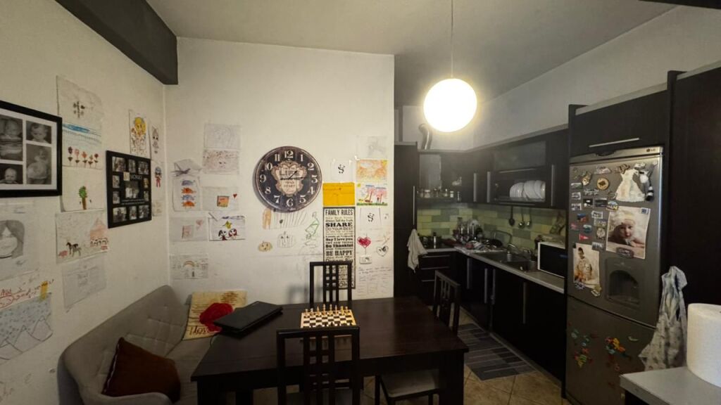 Apartament - Për Shitje - Rruga e Kavajës, Tiranë
