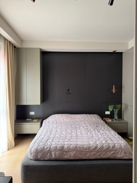 SHITET APARTAMENT 2+1+2 RRUGA E DIBRES 325.000 EURO FH-74083