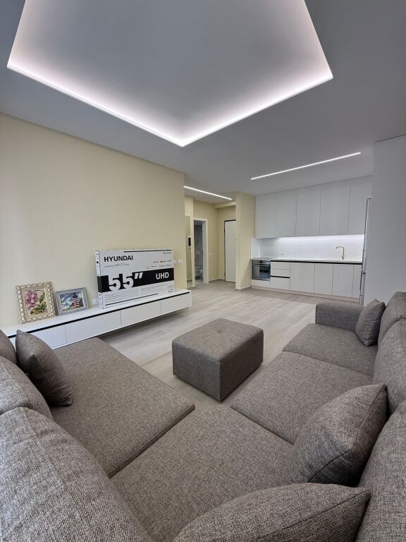 Appartamento 2+1 disponibile vicino al lago secco con posto auto!