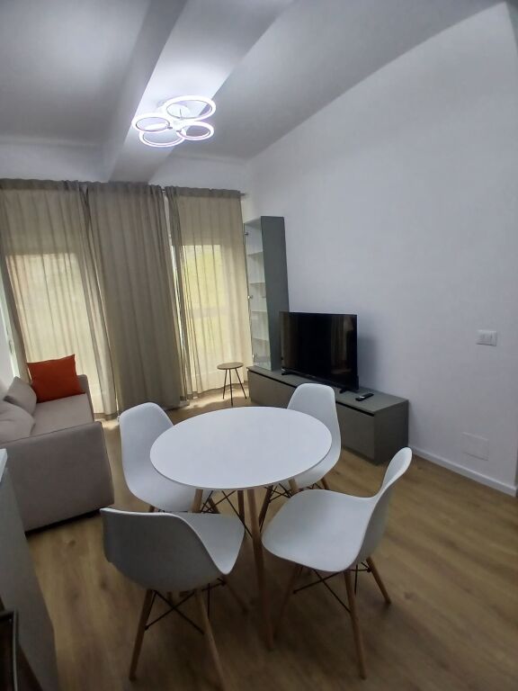 In affitto, Residenza Kaimi 1+1, Ali Demi