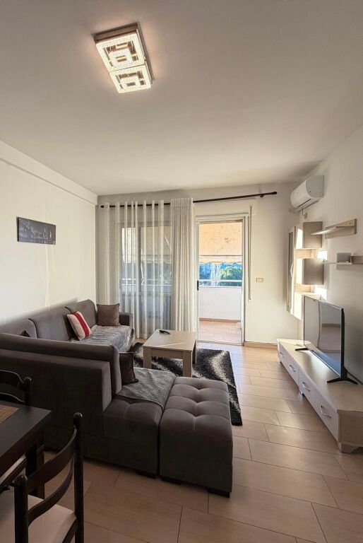 Super apartament me qira 1+1 Kopshti Botanik