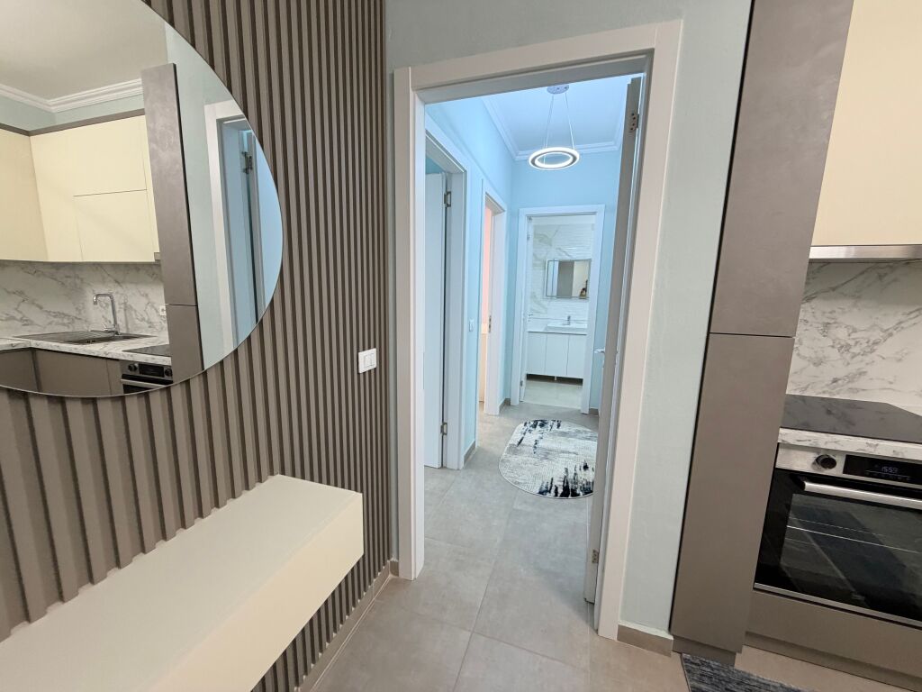 Apartment 2+1 + 2 bathrooms for rent, at the Train Station.  📍 6th floor, in a new building with 2 elevators 🛋️ Furnished with modern furniture 🚗 Includes 2 parking spaces 📄 Condition: notarial contract 💶 Price: 800€ net  For more information or property visit, contact.