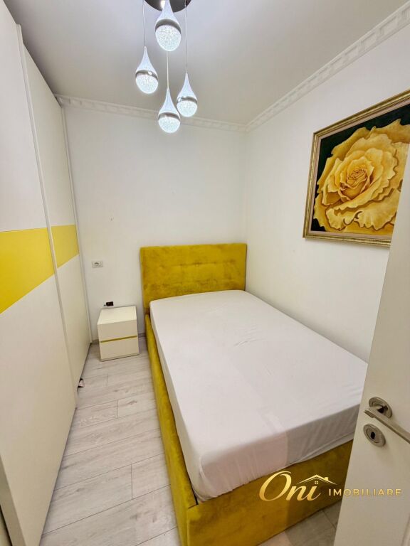 SHITET APARTAMENT 3+1 KOMUNA E PARISIT