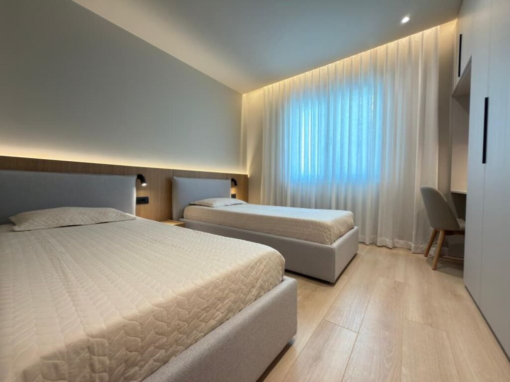 Apartament 2+1 tek Rruga Margarita Tutulani!