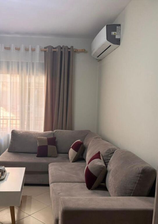 Apartament me qera 2+1 Astir prane Xhameros