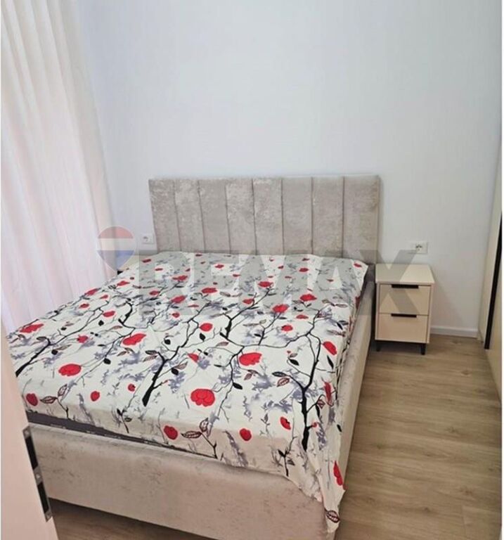 Apartament - Për Qira - Rruga Ali Demi, Tiranë