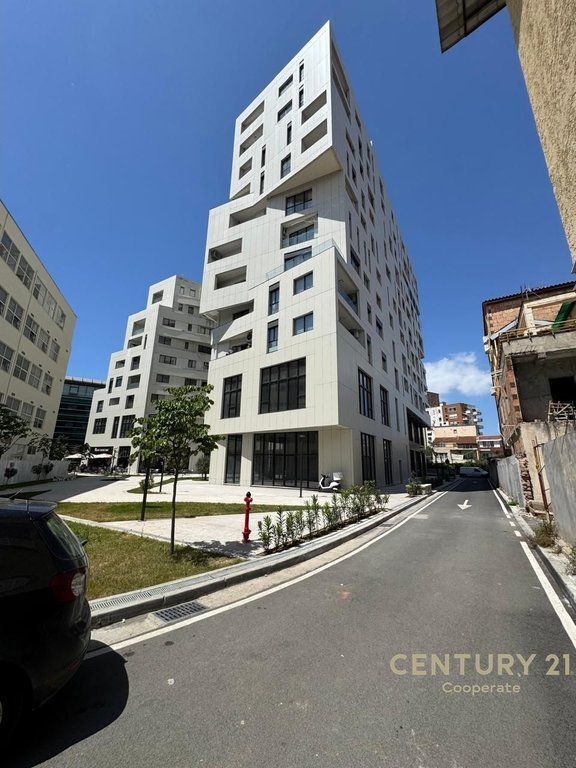 COMMERCIAL SPACE FOR RENT AT SH VASIL SHANTO