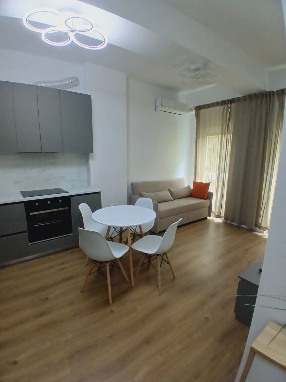 In affitto, Residenza Kaimi 1+1, Ali Demi