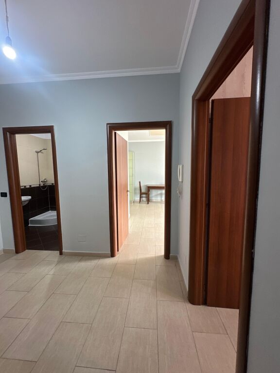 Apartament 2+1+2 per shitje Rr. Teleferikut Fresk !