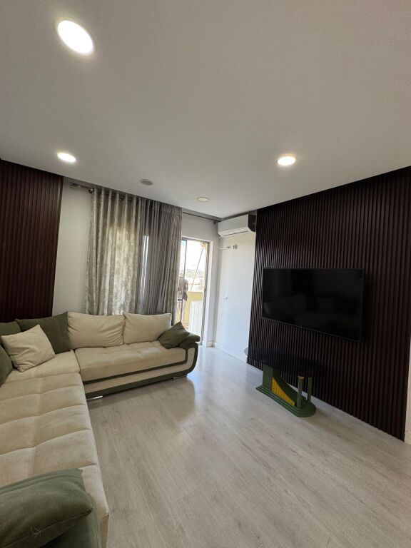 Apartment 1+1 for rent 📍 Located at the Yellow Buildings, near the North Terminal. The apartment is furnished and offers comfortable living conditions. 🚗 Also has a parking space.  💰 Price: 50,000 old lek / month 📩 For more information or a visit, contact privately.