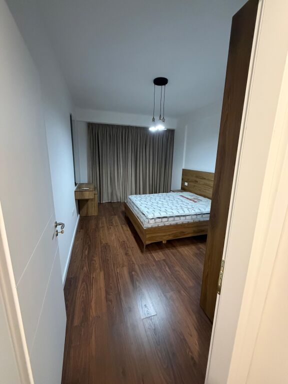 Jepet Me Qera Apartament 1+1+1 Ballkon
