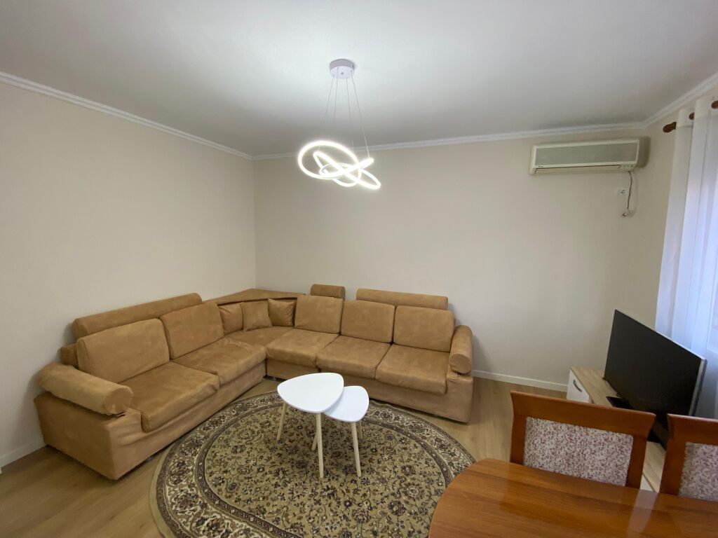 Apartament 2+1 per qera Myslym Shyri !
