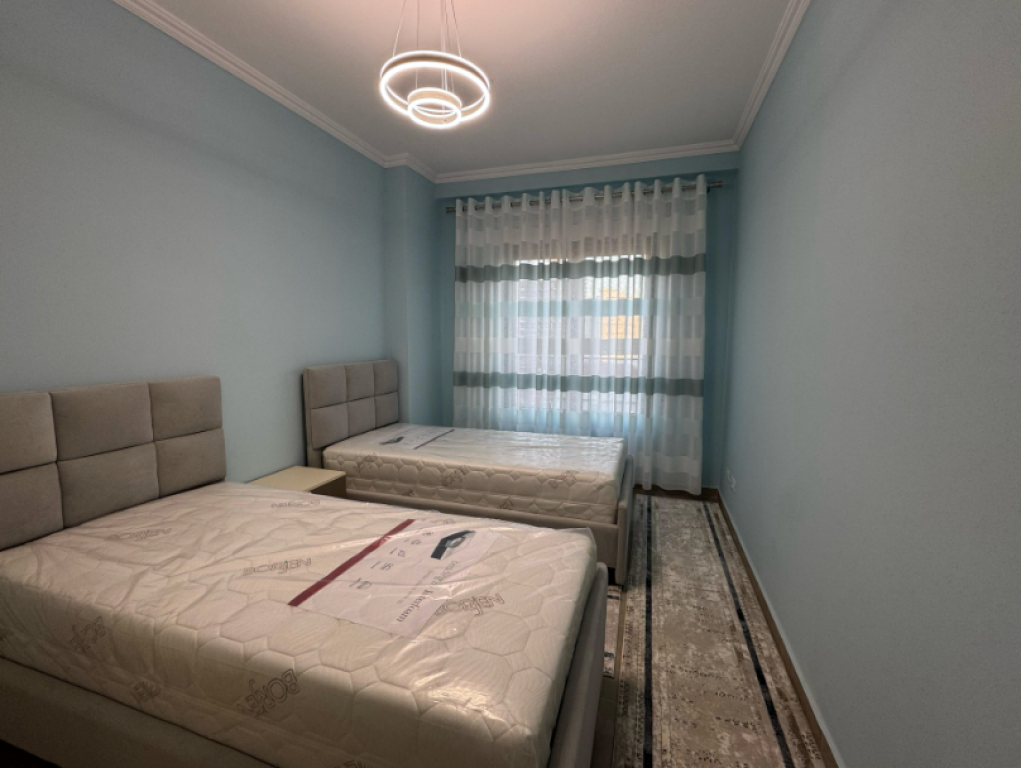 APARTAMENT 2+1+2 ME QIRA – RRUGA KARL GEGA, BULEVARDI I RI