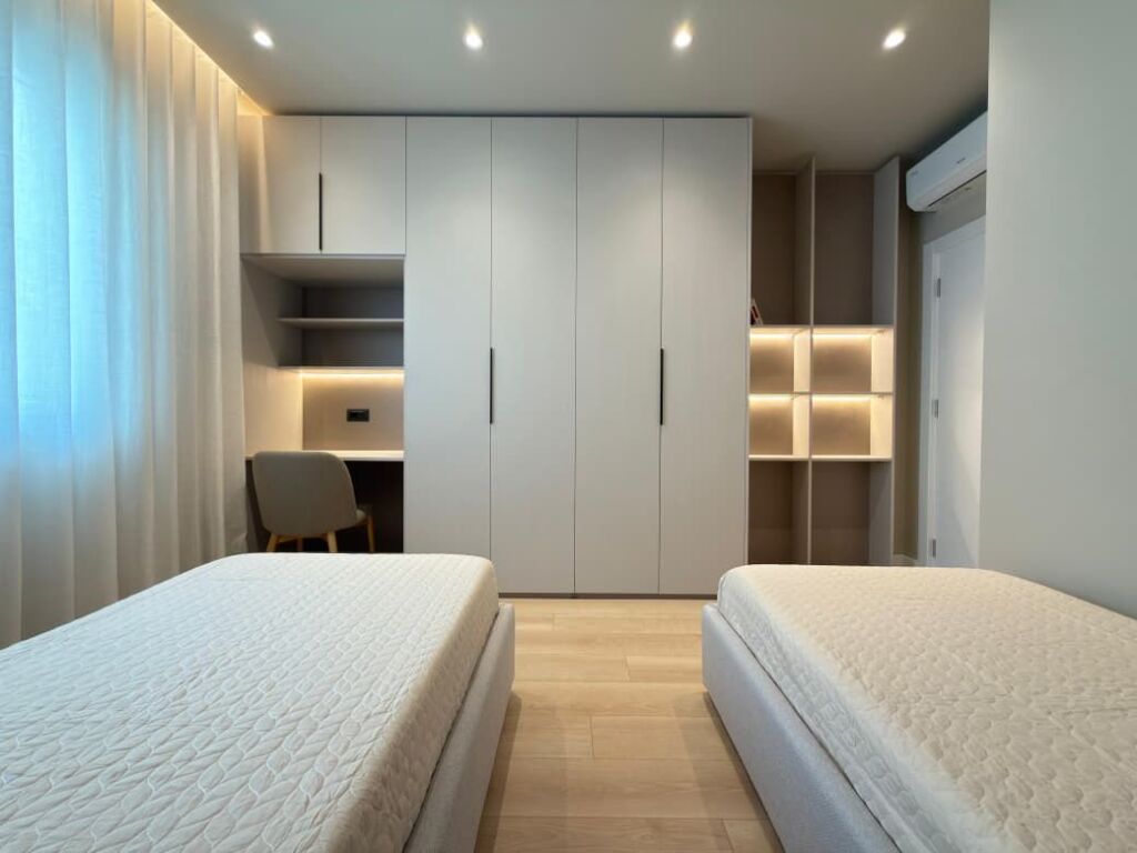Apartament 2+1 tek Rruga Margarita Tutulani!