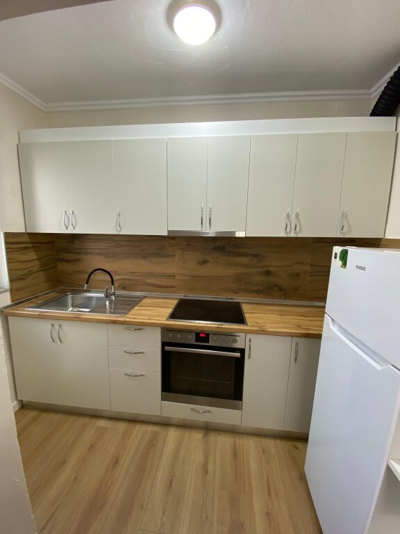 Apartament 2+1 per qera Myslym Shyri !