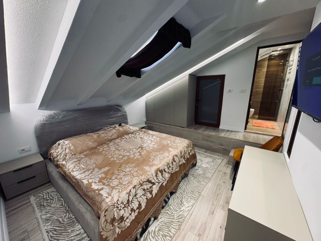 Apartament duplex luksoz me qera tek Rruga e Dibres prane Qsut