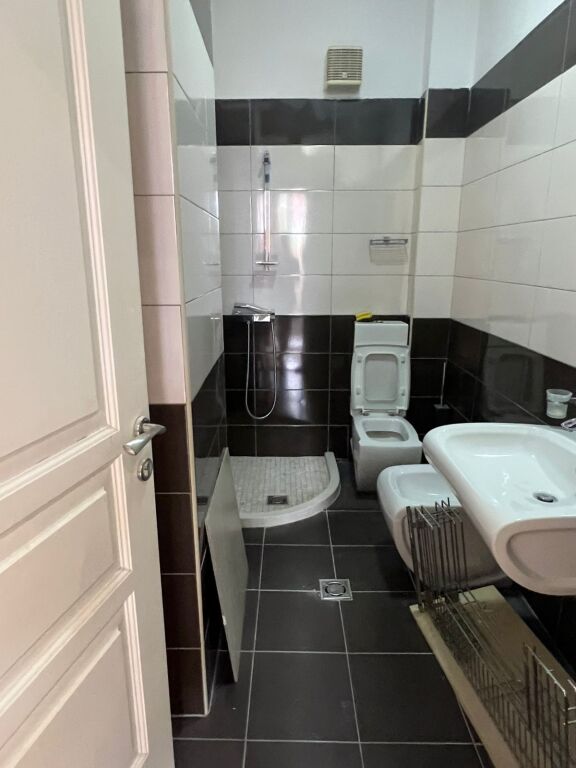 Studio apartment for rent at 5 Maji after Concord Center (7 minutes on foot from Amerikan 2, hospitals) 