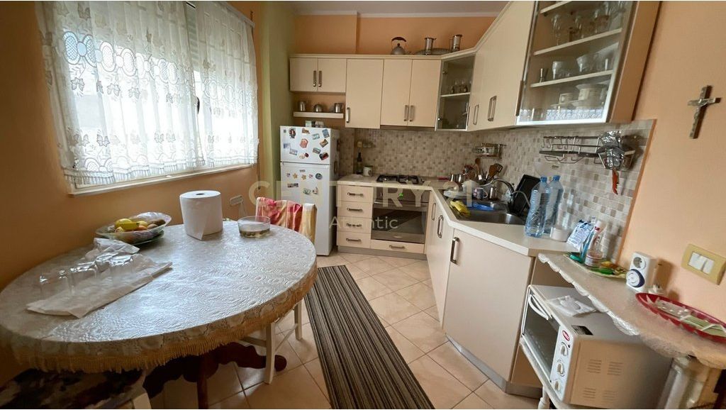 SHITET APARTAMENT 2+1+2T+2B DHE DEPO NE VOLLGA, DURRES!