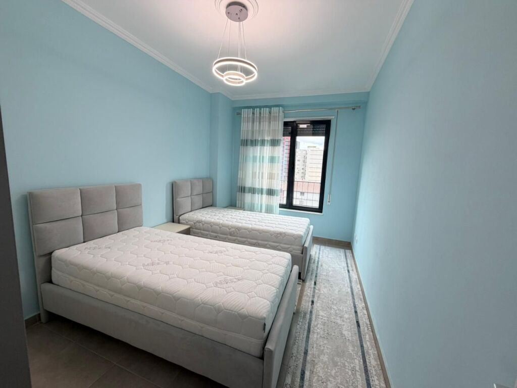 🏡 Apartment 2+1 + 2 bathrooms for rent 📍 At the Train Station 💶 Price: 800€ net