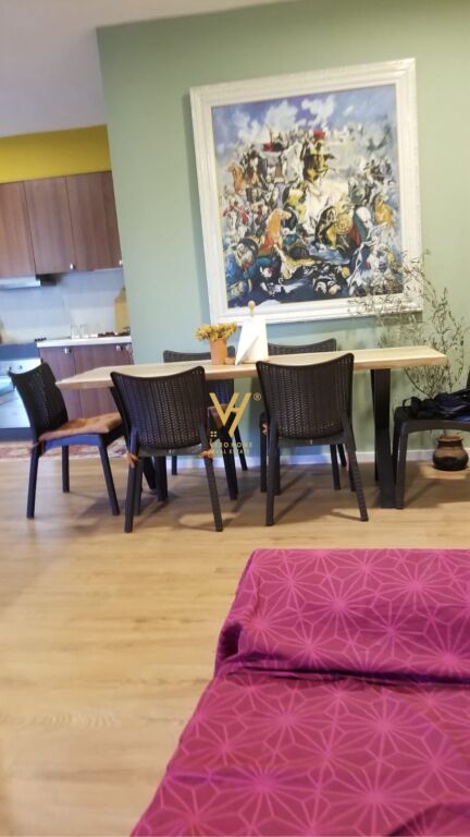 JEPET SHTEPI PRIVATE 2+1 ME QIRA NE PICALLE 500 EURO