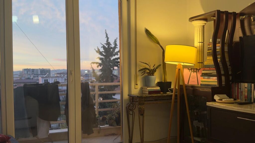 1+1, furnished near syri tv in astir price 400 euro