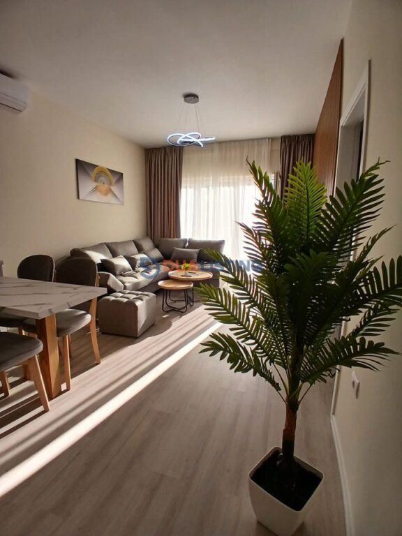 Apartament 2+1 per qira tek Zogu i Zi!
