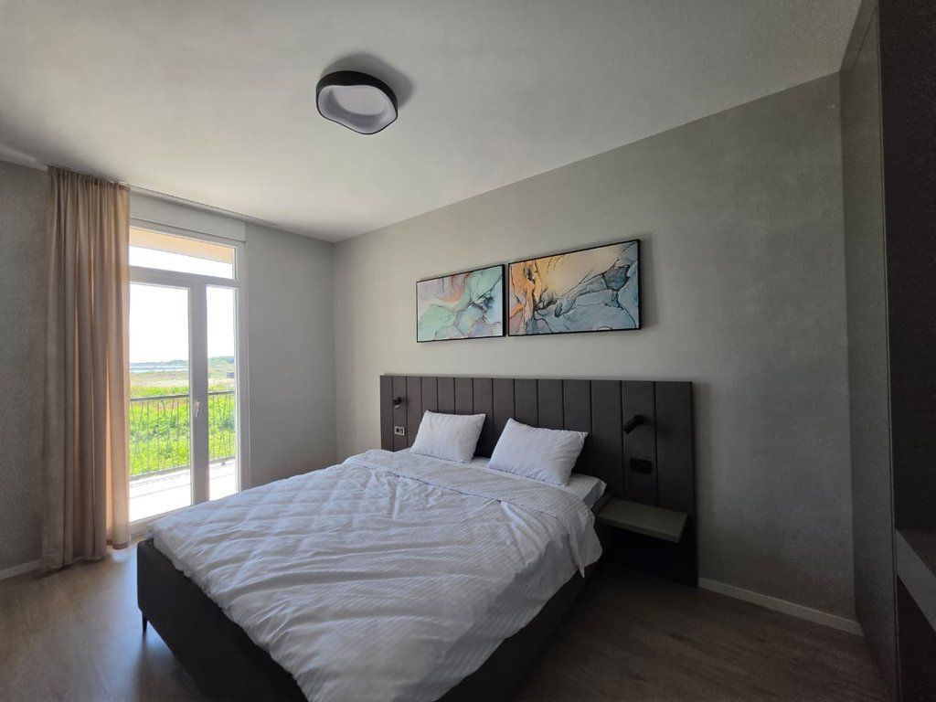SHITET 1+1 E MOBILUAR, SHENGJIN
