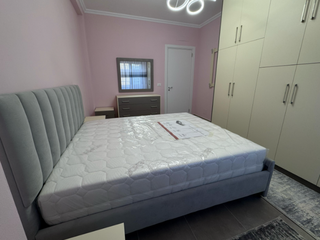 APARTAMENT 2+1+2 ME QIRA – RRUGA KARL GEGA, BULEVARDI I RI