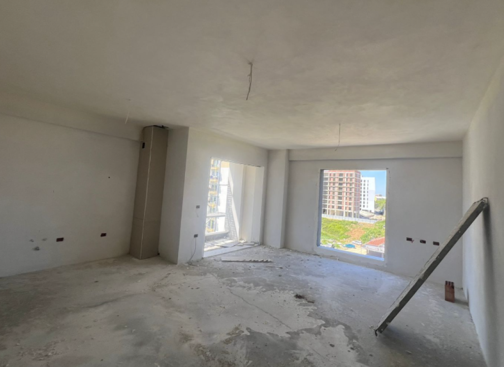 OKAZION – SHITET APARTAMENT 1+1 NË PORCELAN
