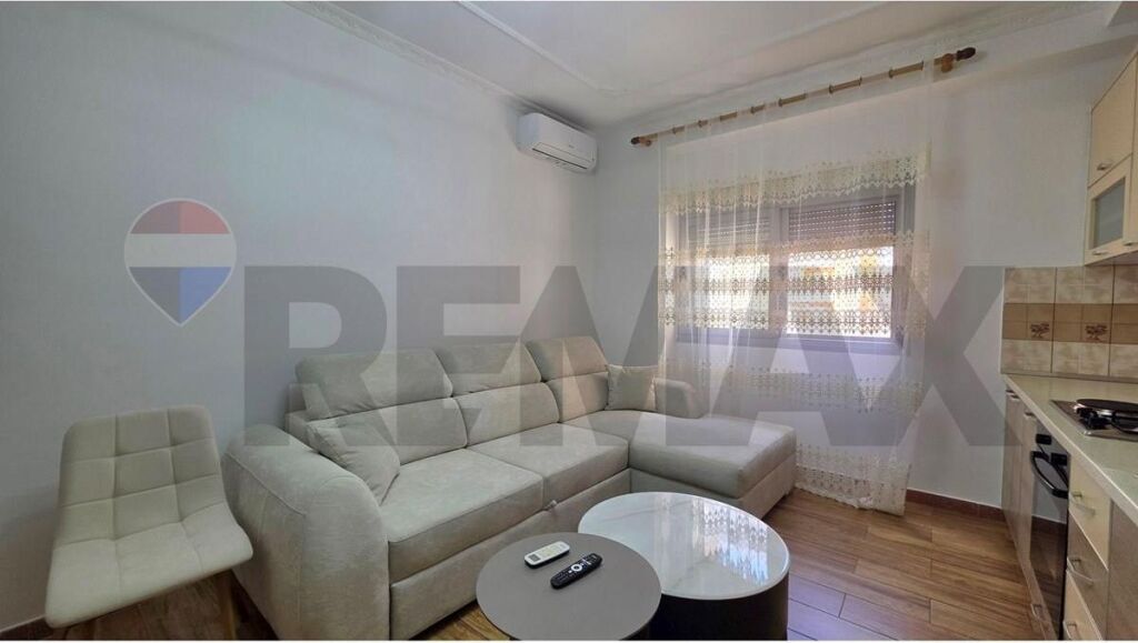 Modern 1+1 apartment for long-term rent, located behind Salvadore, just a few minutes from Lungomarja and Skela.