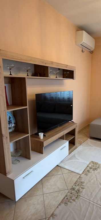 Appartamento in affitto Kthesa e Kamzes