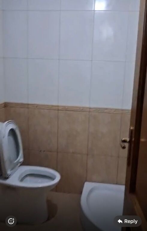 2+1, empty, by the road dry lake, residential or office, 400 thousand lek